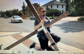 Tại sao Đức Chúa Trời cho phép những thảm họa tự nhiên như động đất, bão tố, sóng thần?